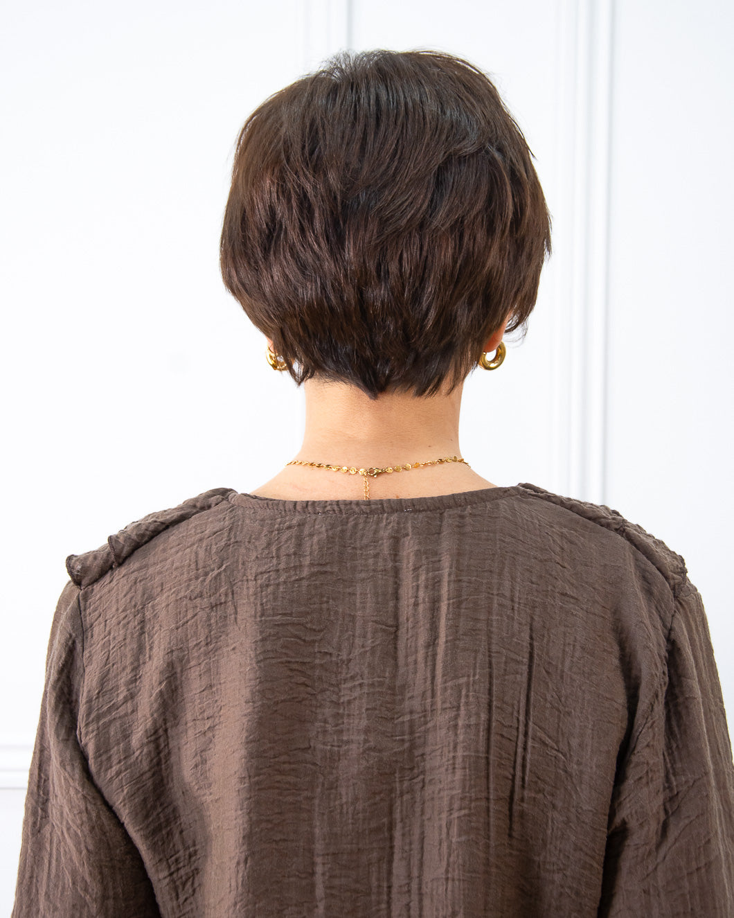 BLUSA VOLANTITO MARRÓN