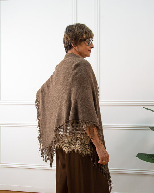 PONCHO FLECOS TAUPE