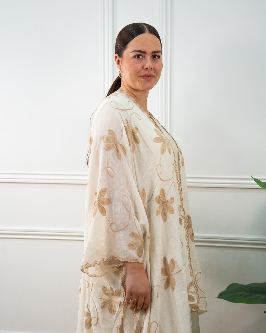 KIMONO BORDADO ARENA