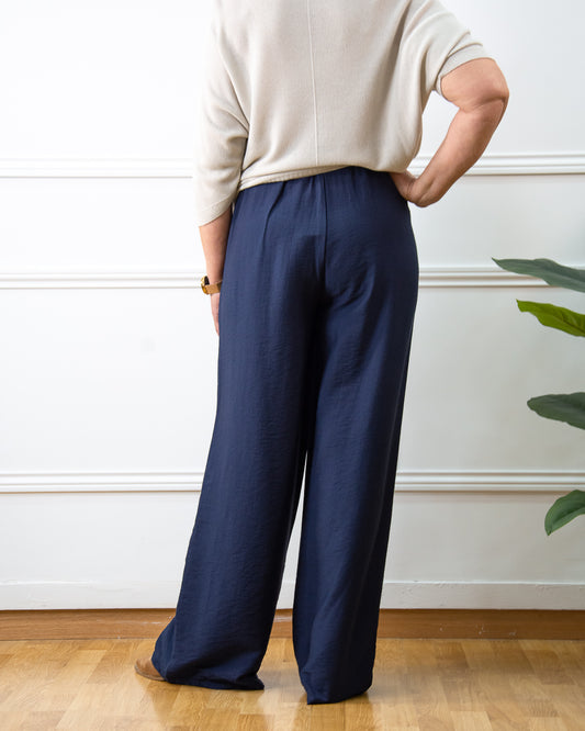 PANTALÓN BOLSILLOS AZUL MARINO