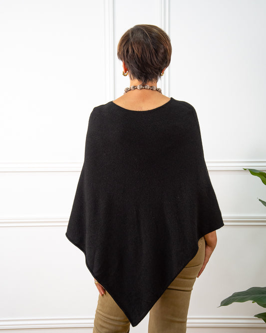 PONCHO KIKA NEGRO