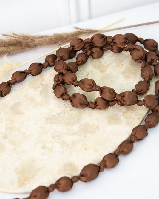 COLLAR SEDA MARRÓN CHOCOLATE