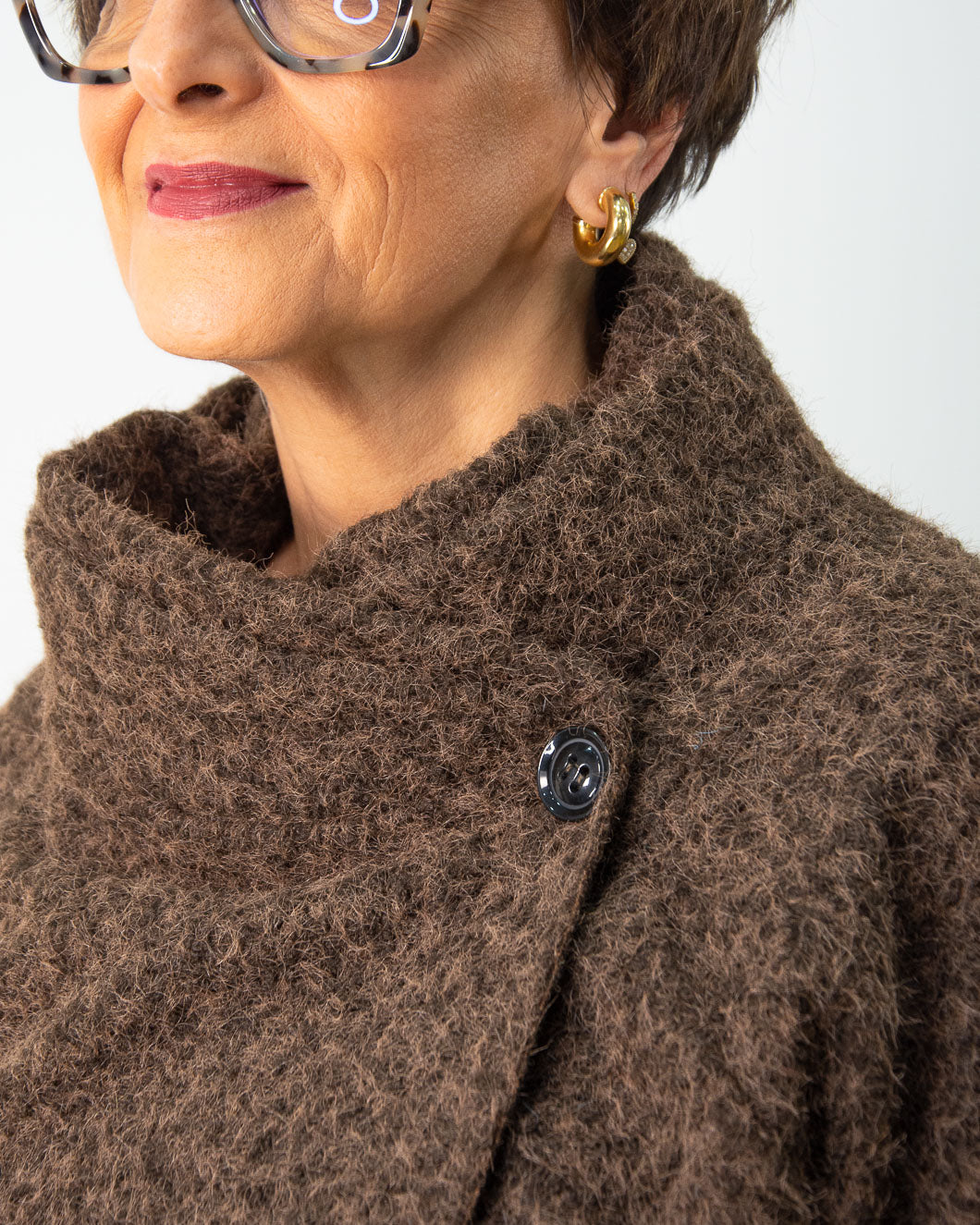 CHAQUETA ASIMÉTRICA MARRÓN