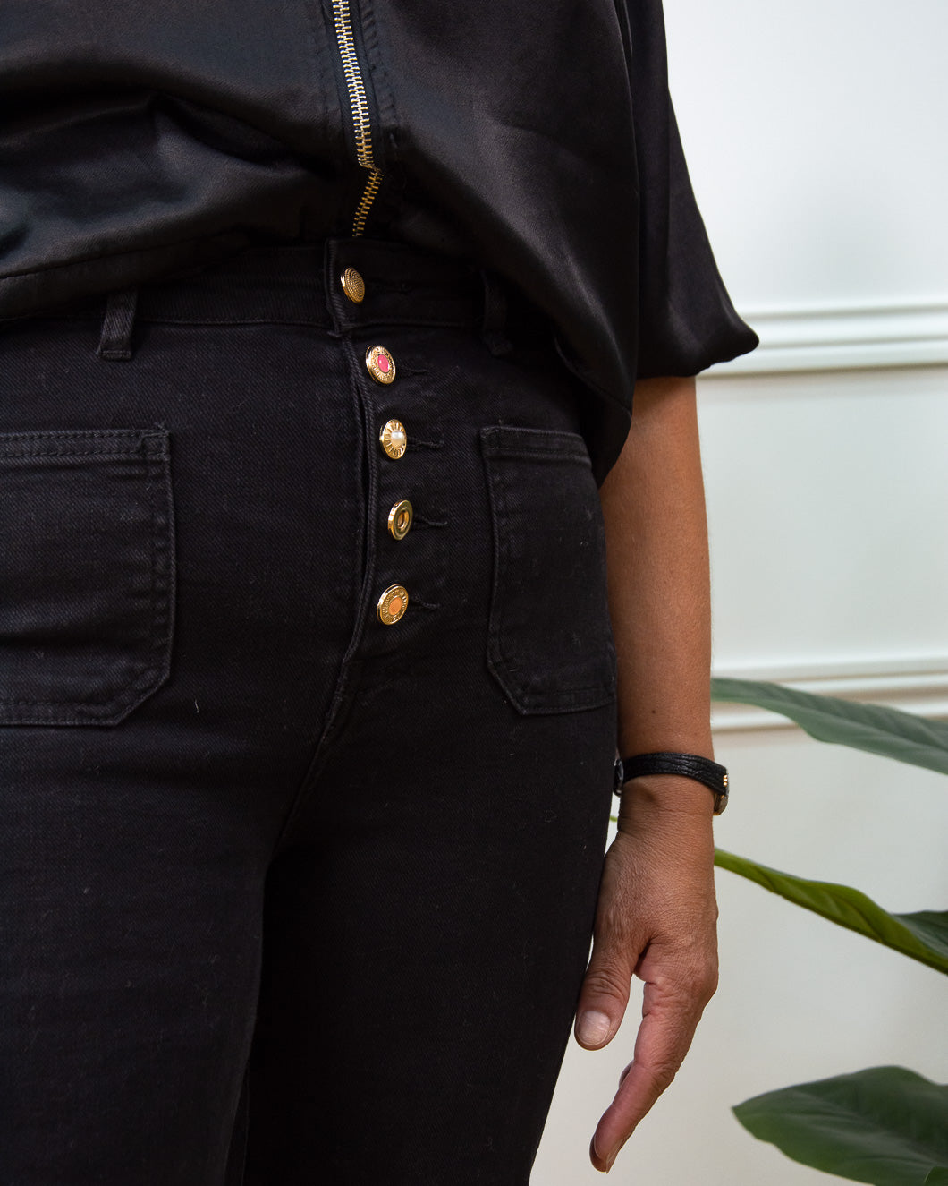 PANTALÓN BOTONES NEGRO