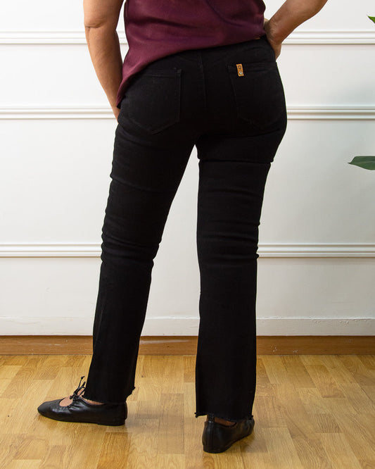 VAQUERO DESFLECADO PUSH UP NEGRO
