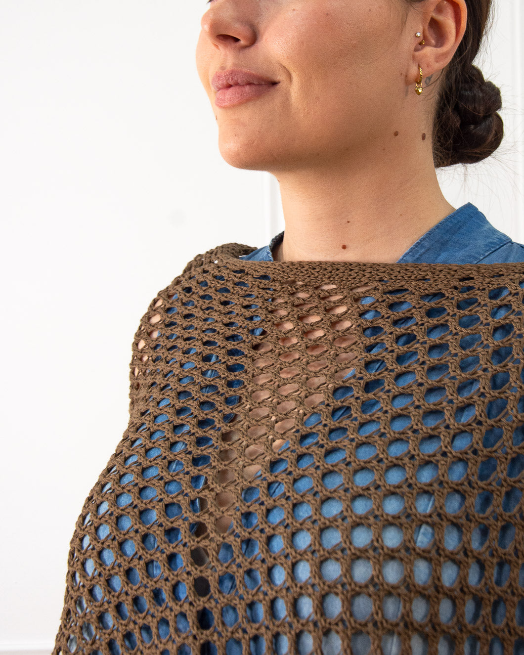 PONCHO CALADO MARRÓN