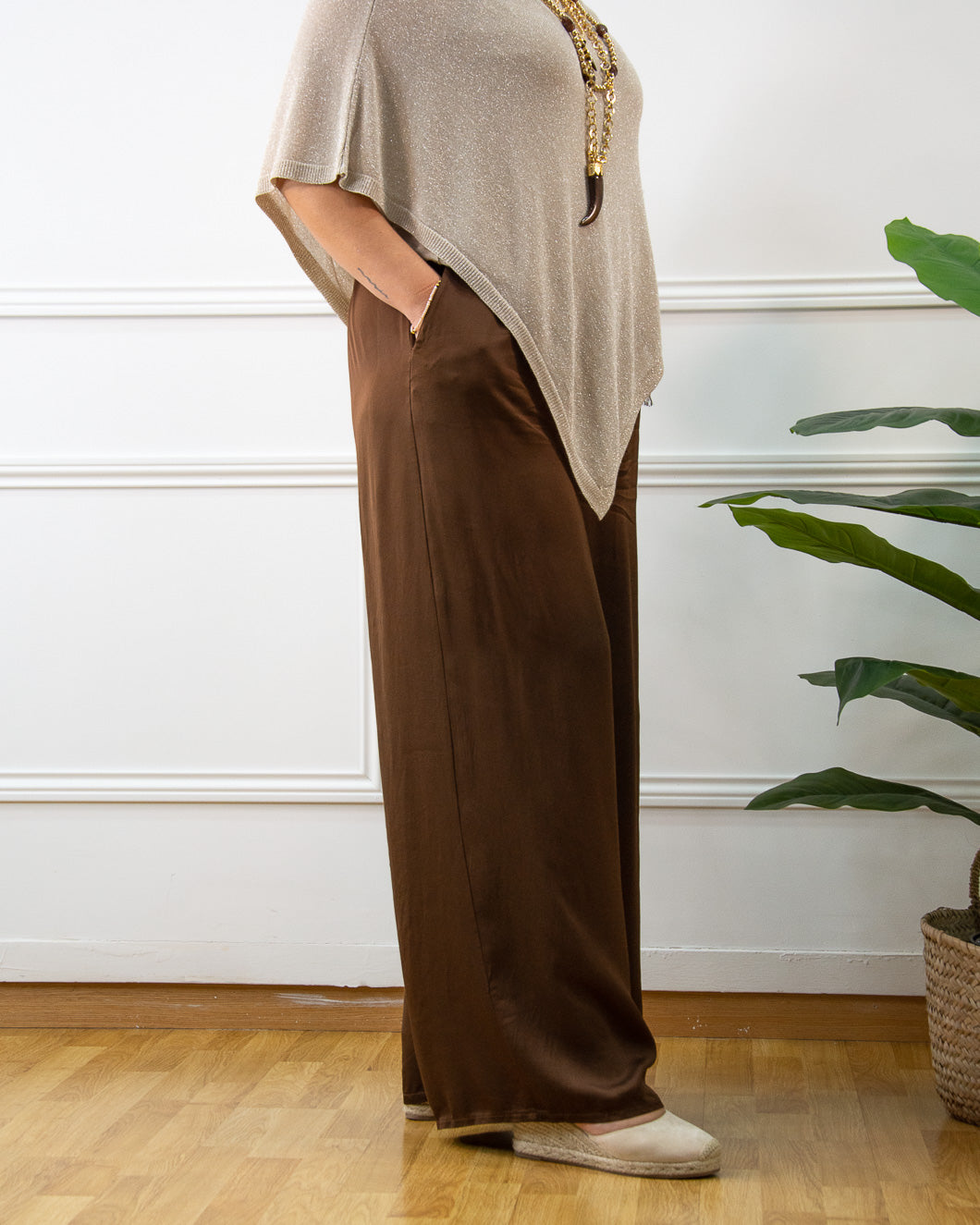 PANTALÓN RASO RECTO MARRÓN