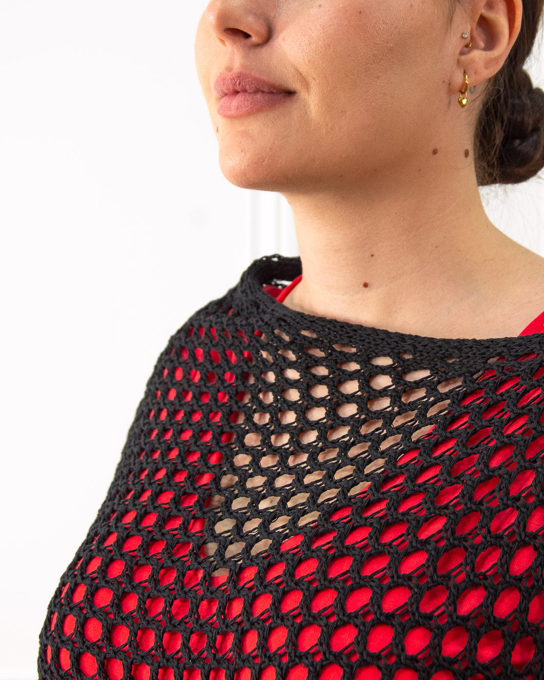 PONCHO CALADO NEGRO
