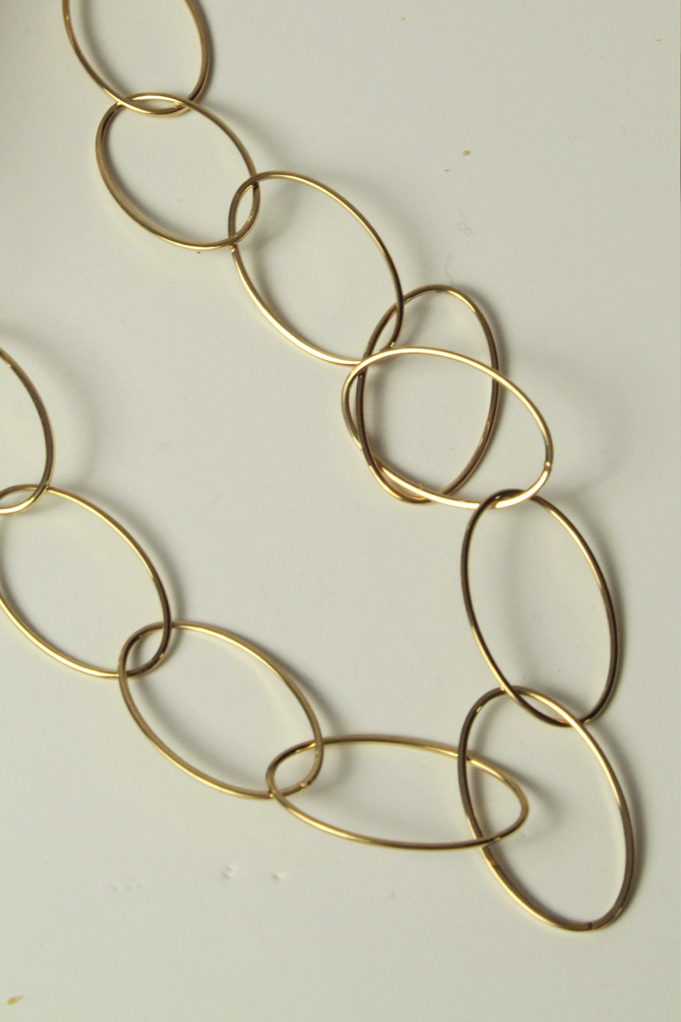 COLLAR AROS DORADO