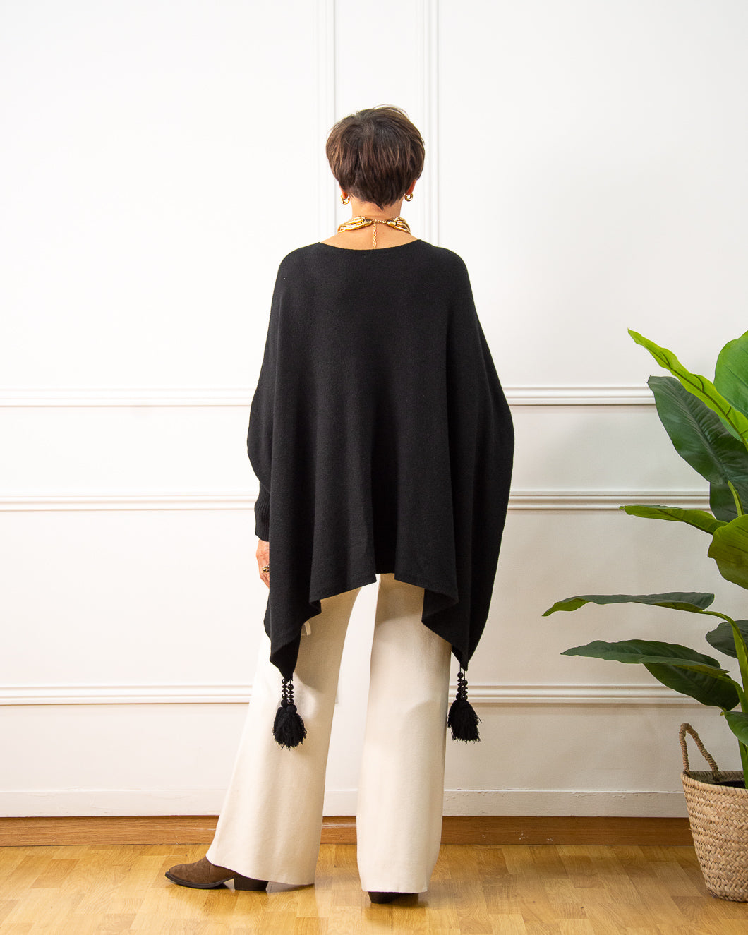 PONCHO BORLÓN NEGRO