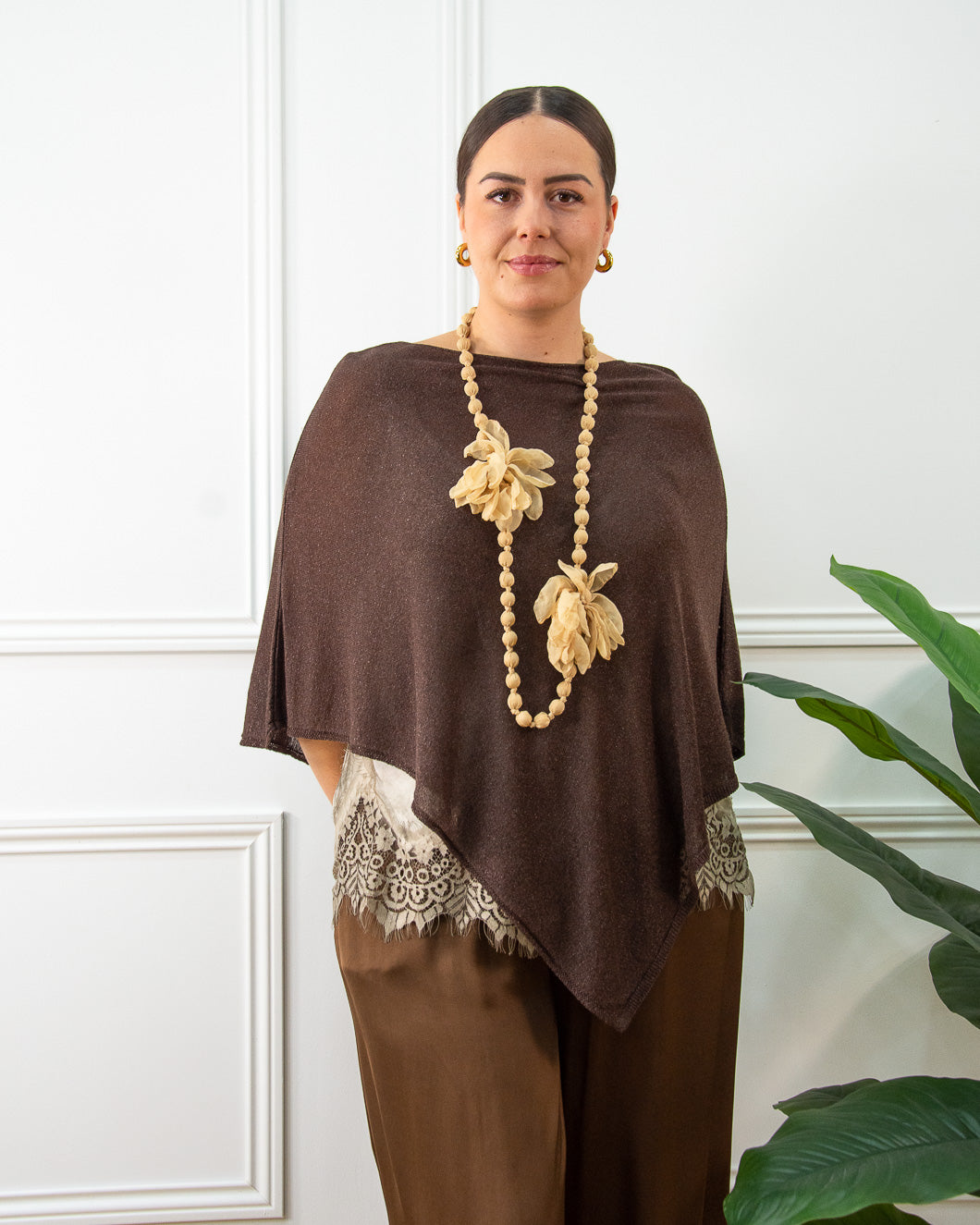 COLLAR SEDA FLOR CAMEL
