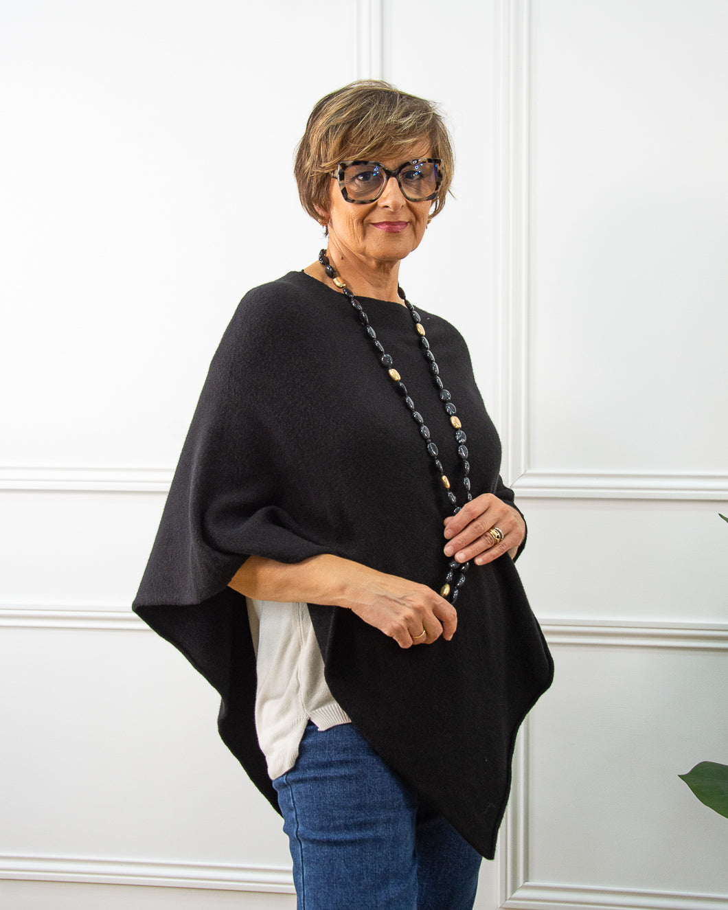 PONCHO KIKA NEGRO