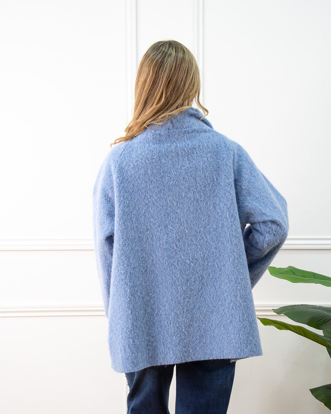 ABRIGO ASIMÉTRICO AZUL