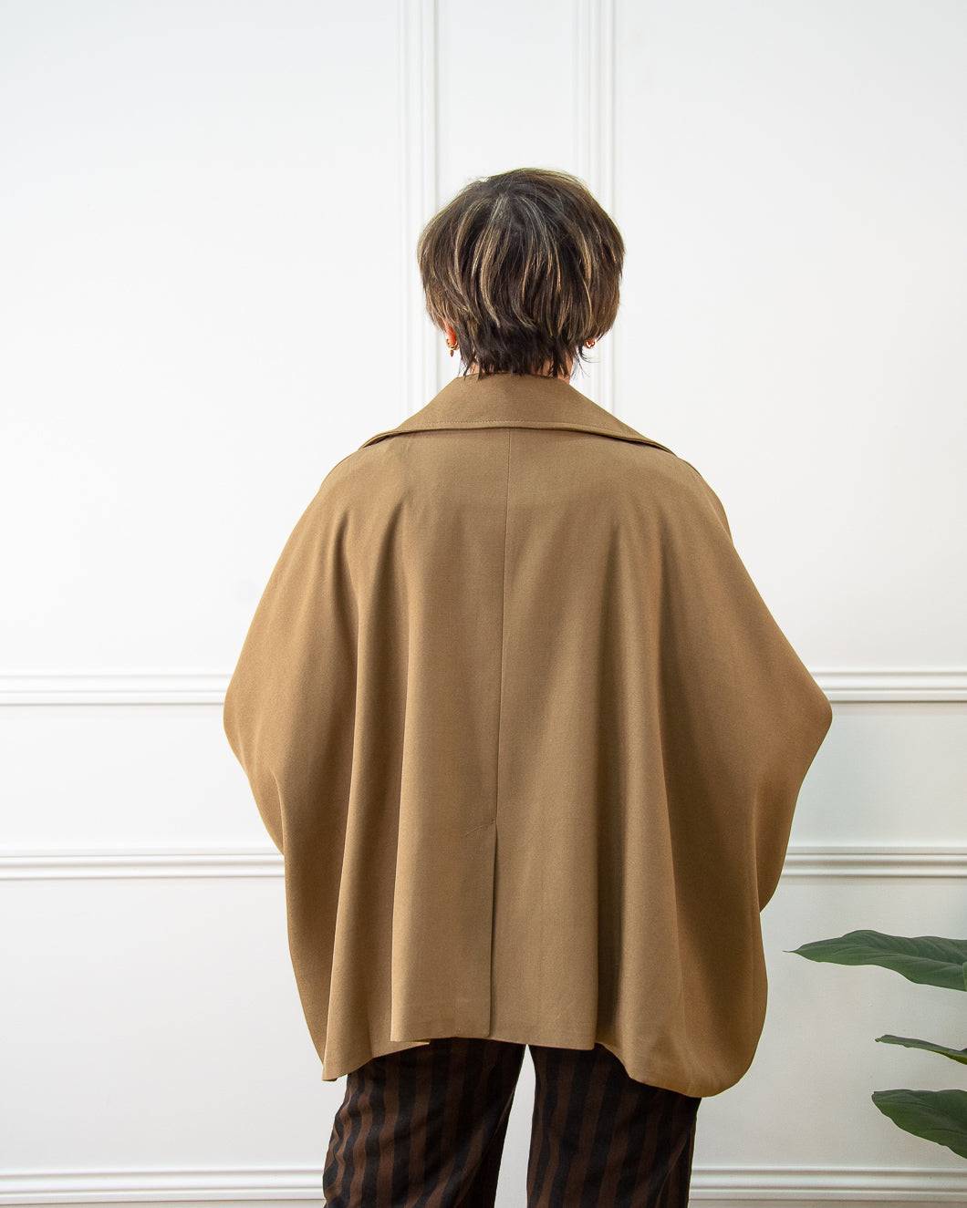 GABARDINA CORTA CAMEL