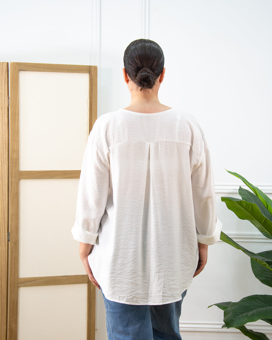 BLUSA BOTÓN BLANCO