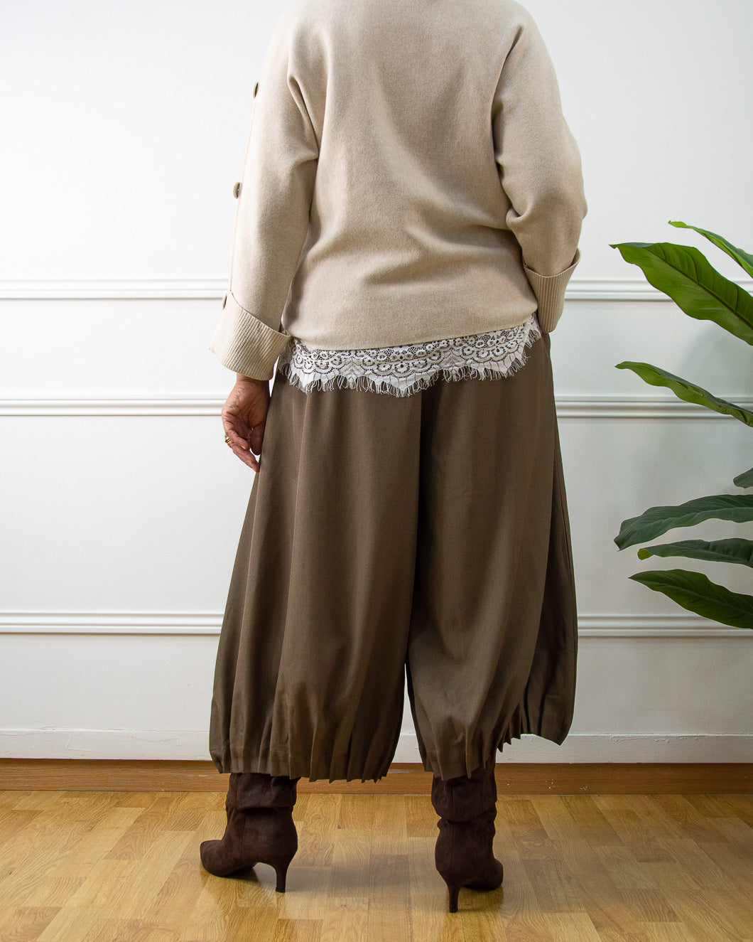 BOMBACHO DALIA KAKI