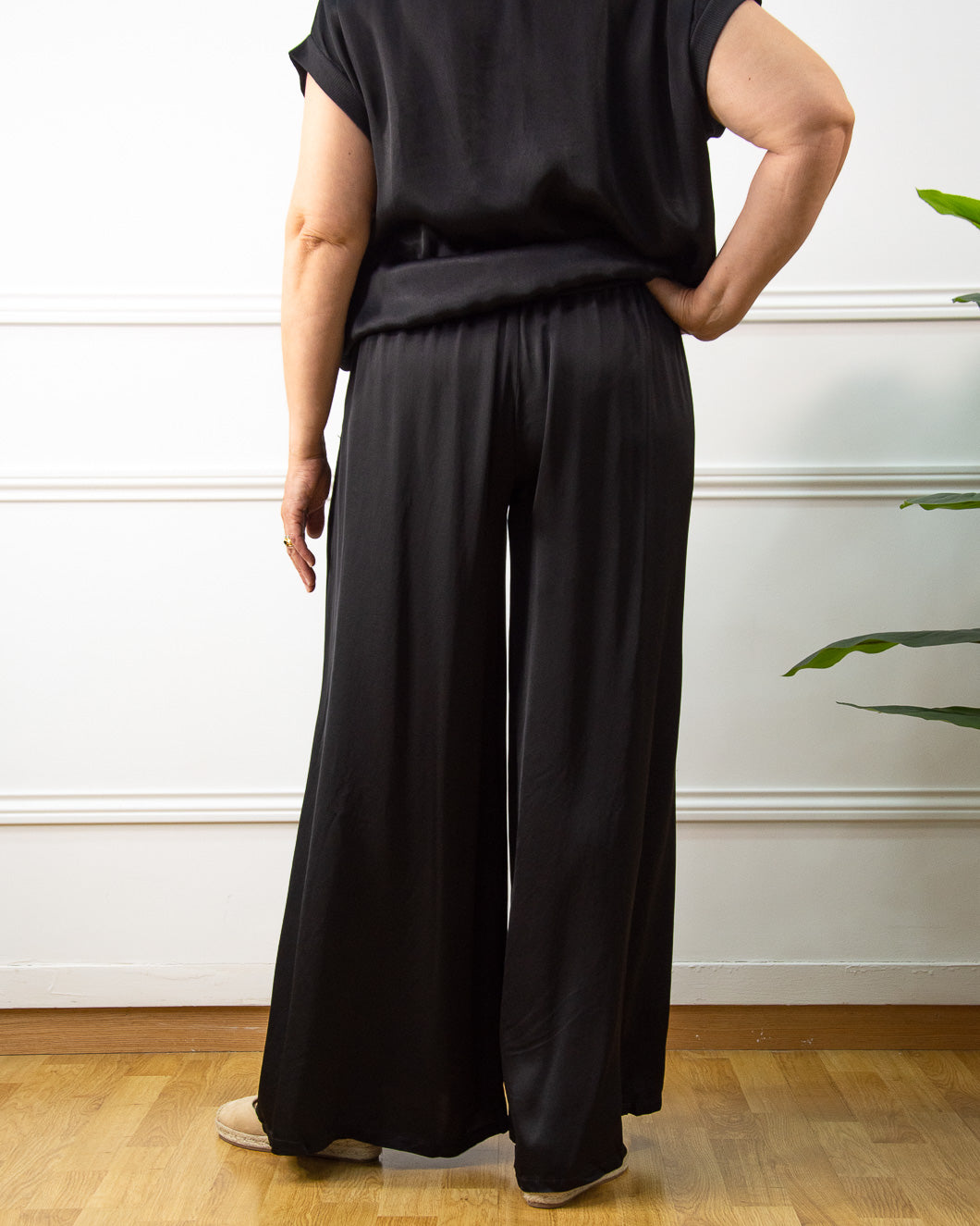 PANTALÓN RASO PALAZZO NEGRO