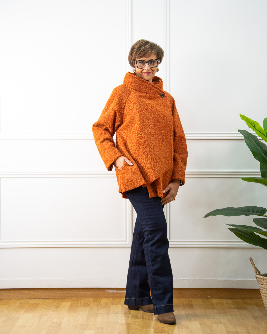 ABRIGO ASIMÉTRICO TEJA