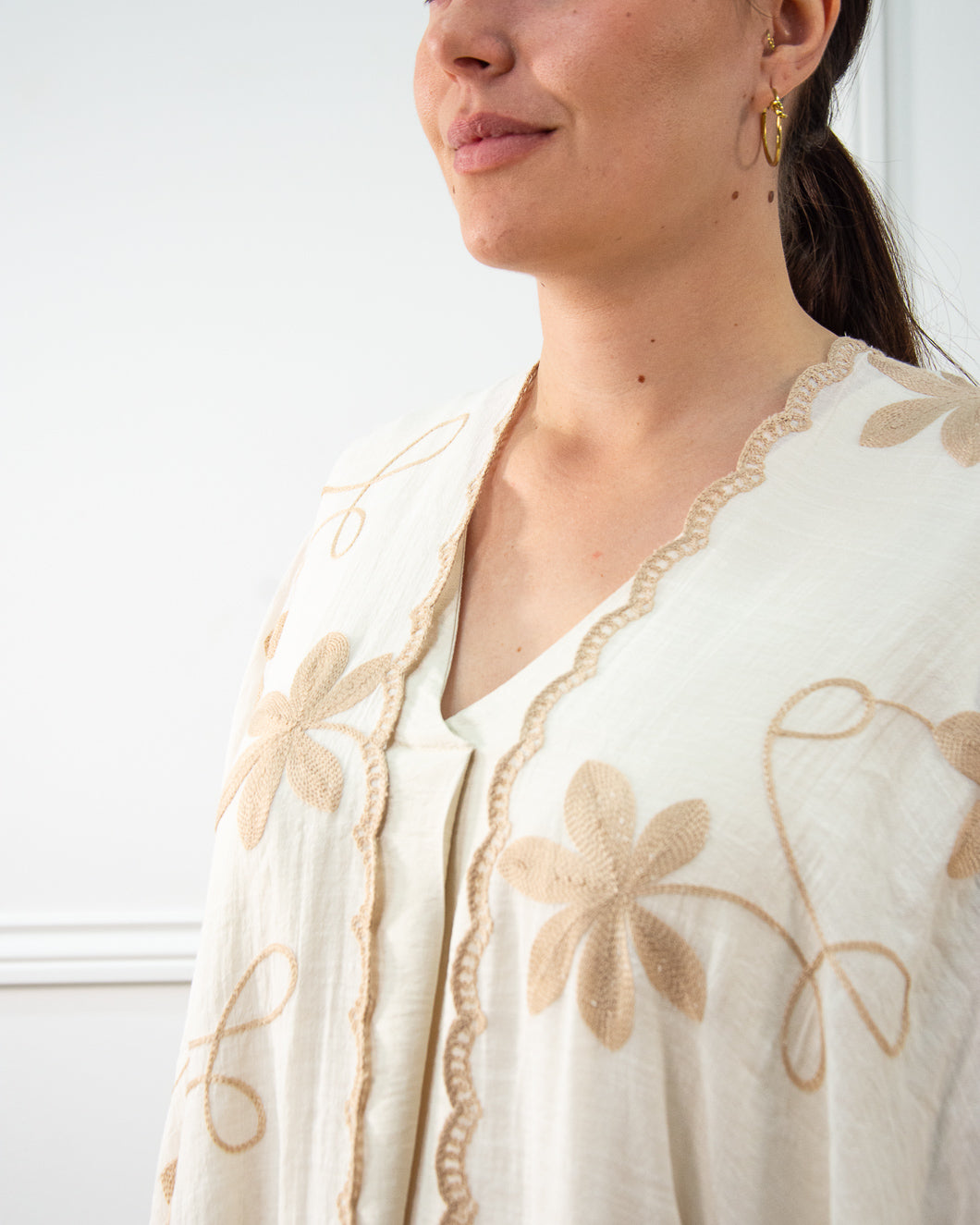 KIMONO BORDADO ARENA