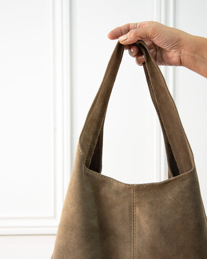 BOLSO GÓNDOLA TACHAS TAUPE