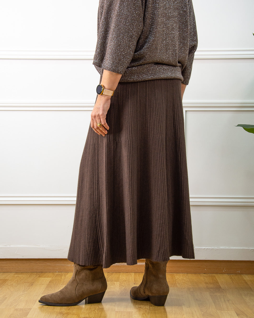 FALDA PUNTO OVER MARRÓN