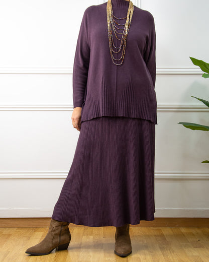 FALDA PUNTO OVER BERENJENA