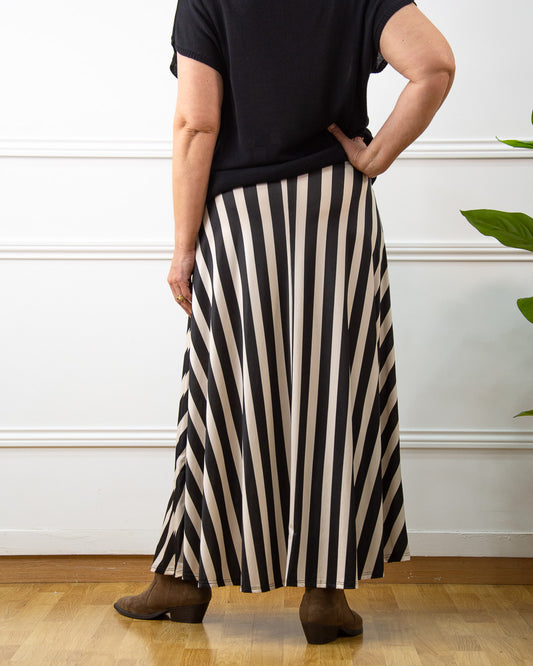 FALDA ARMONÍA NEGRO