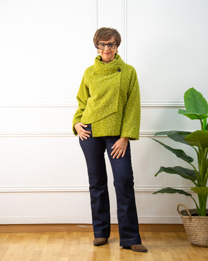 CHAQUETA ASIMÉTRICA VERDE