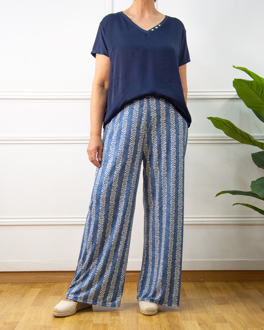 PANTALÓN ESENCIA AZUL VAQUERO