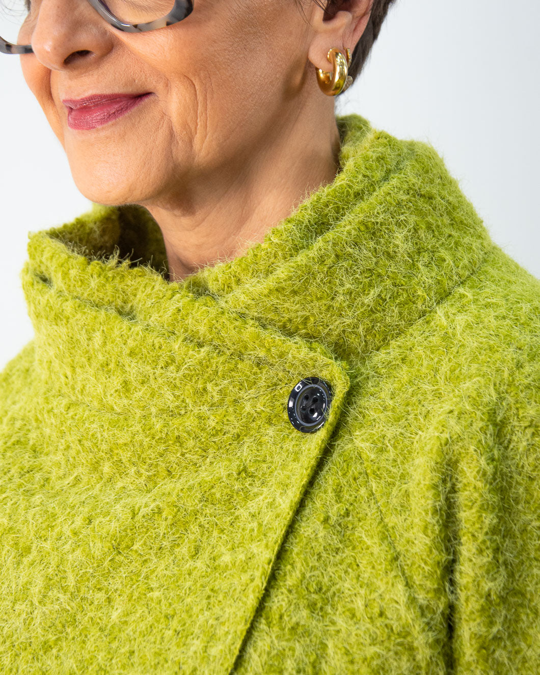 ABRIGO ASIMÉTRICO VERDE