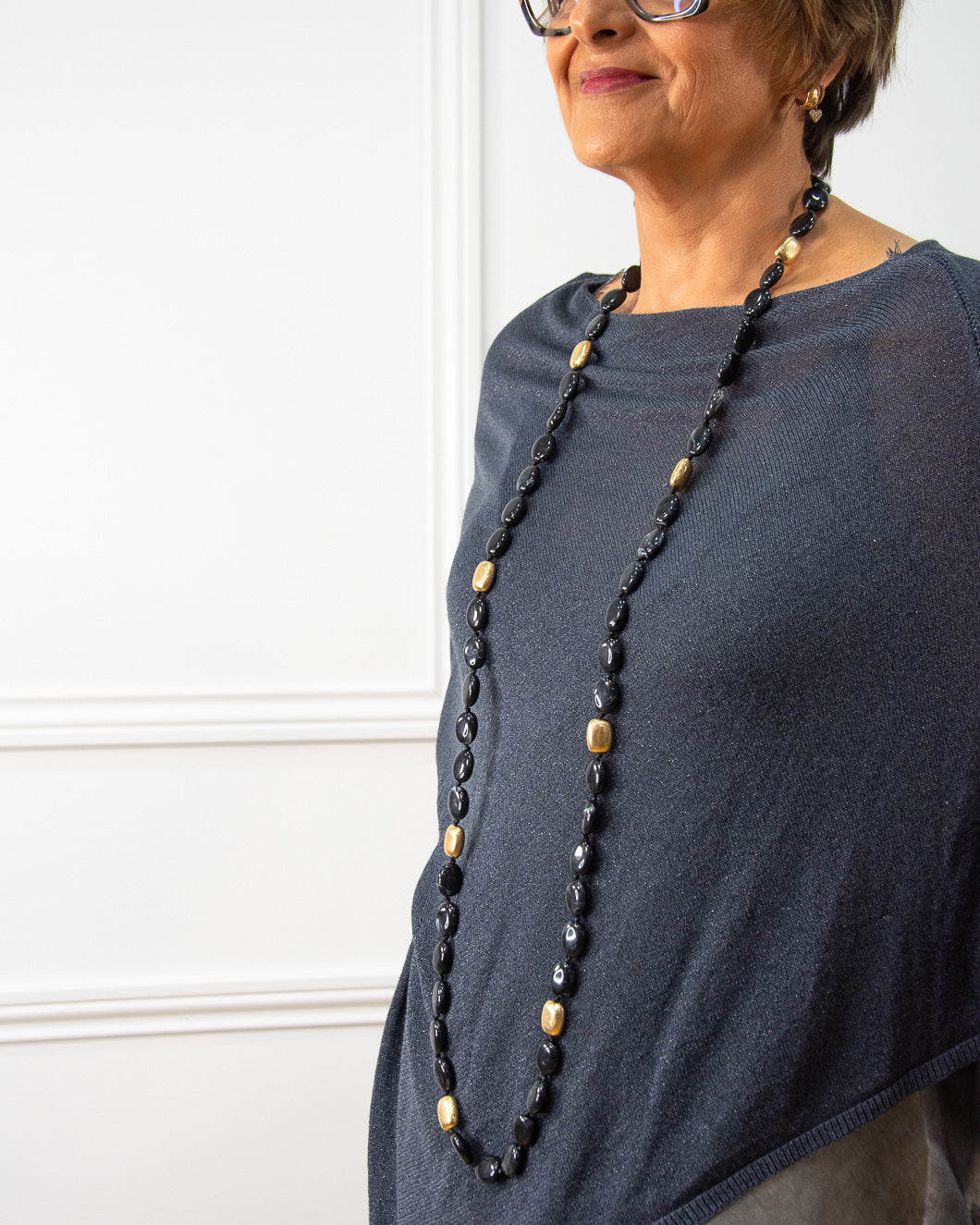 COLLAR AUREA NEGRO