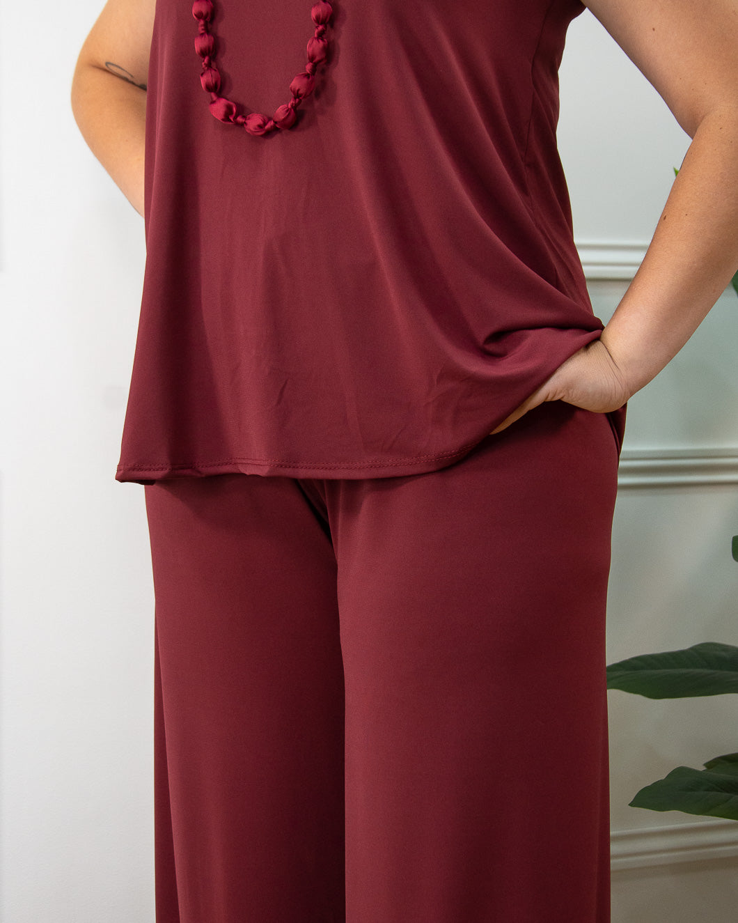 PANTALÓN LOLA GRANDE BURDEOS
