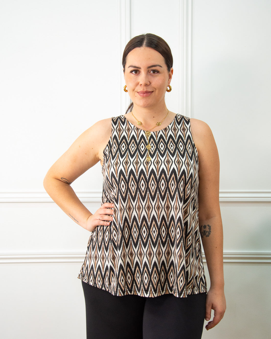 BLUSA ROMBITOS NEGRO