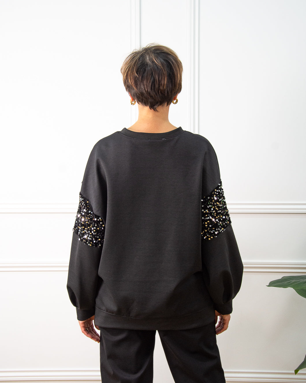 CAMISETA LENTEJUELAS NEGRO