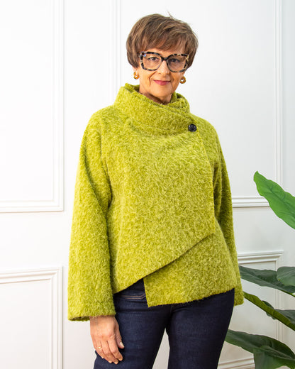 CHAQUETA ASIMÉTRICA VERDE