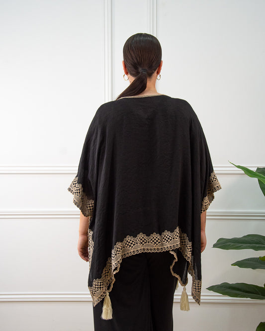 KIMONO BORDADO CORTO NEGRO