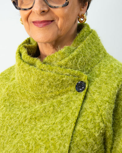 CHAQUETA ASIMÉTRICA VERDE