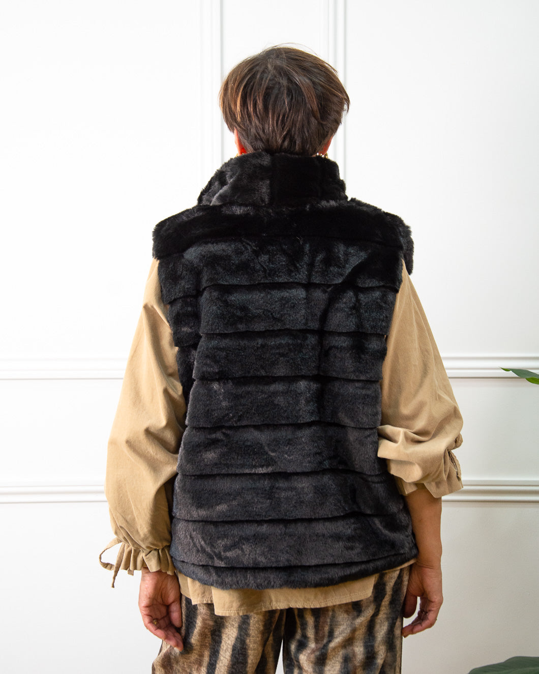 CHALECO ANDREA CURVY NEGRO