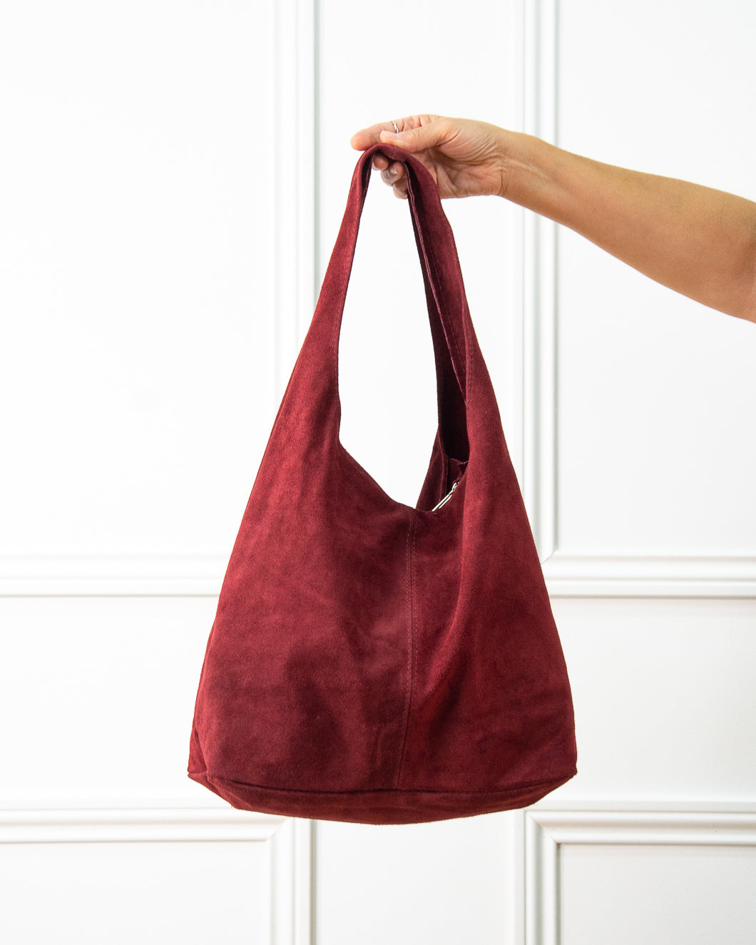 BOLSO GÓNDOLA TACHAS GRANATE