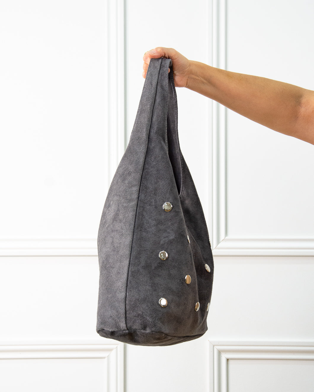 BOLSO GÓNDOLA TACHAS GRIS