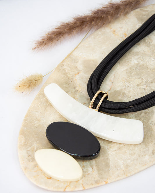 COLLAR KIOTO NEGRO