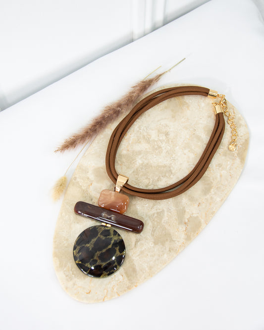 COLLAR OSAKA MARRÓN