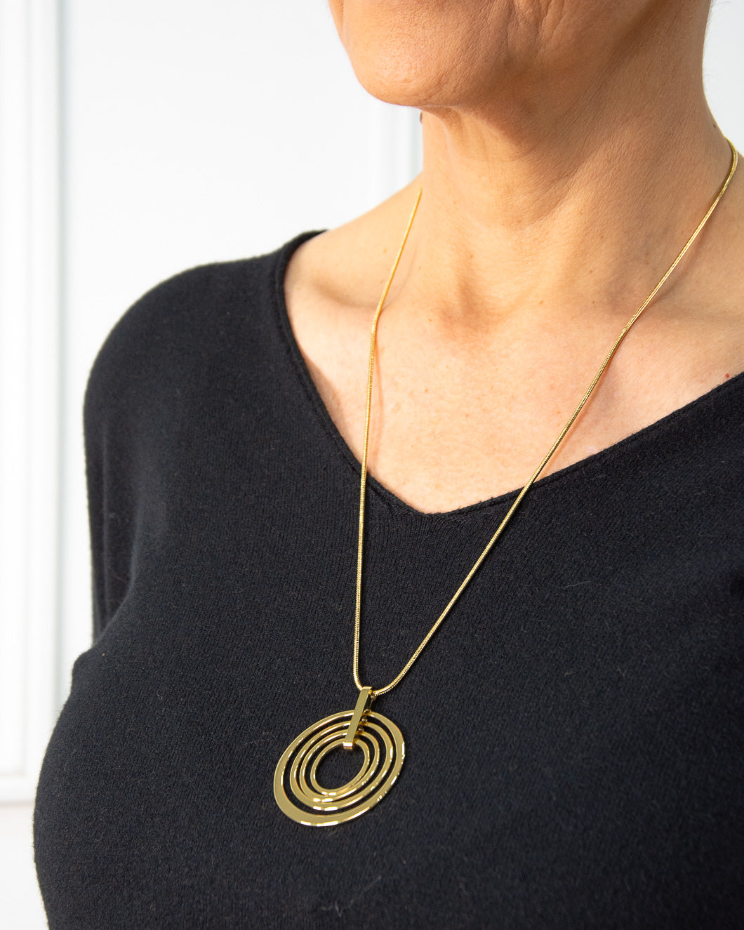 COLLAR ANILLOS DORADO