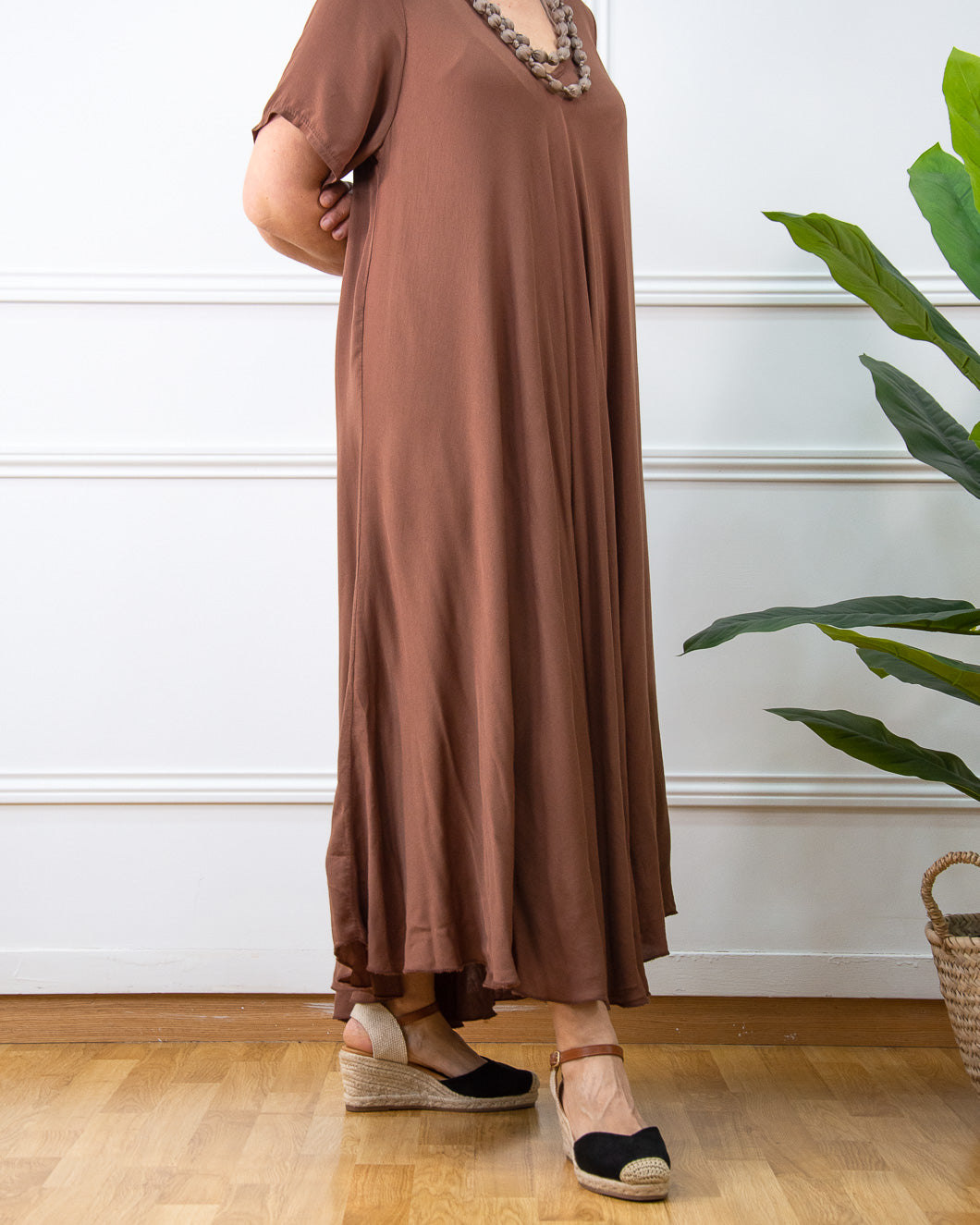 VESTIDO AVA MARRÓN