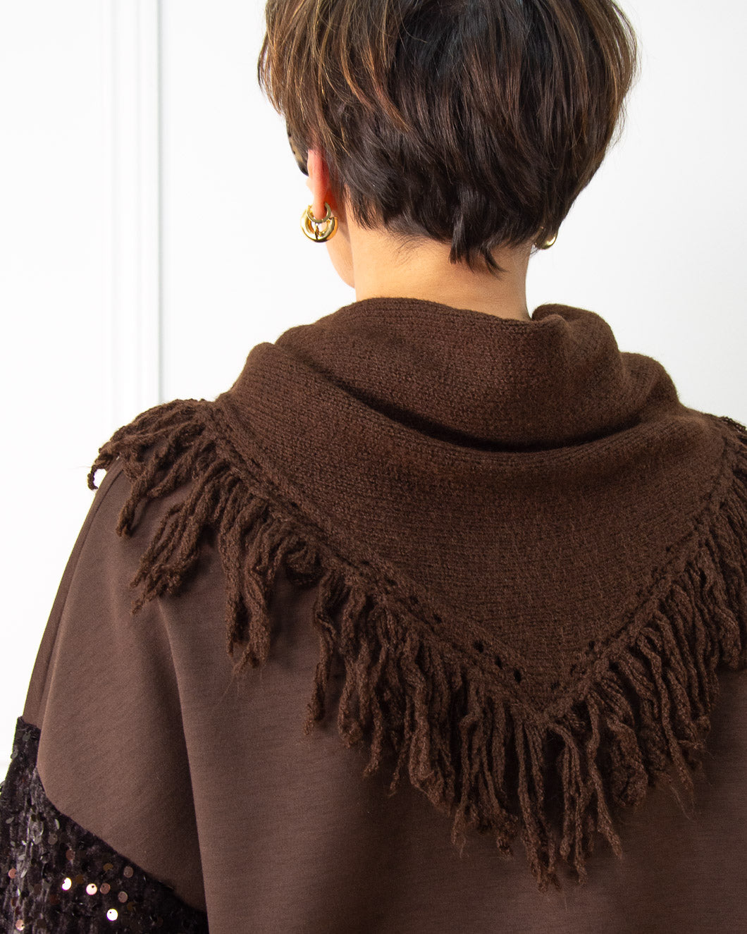 CUELLO FLECOS MARRÓN