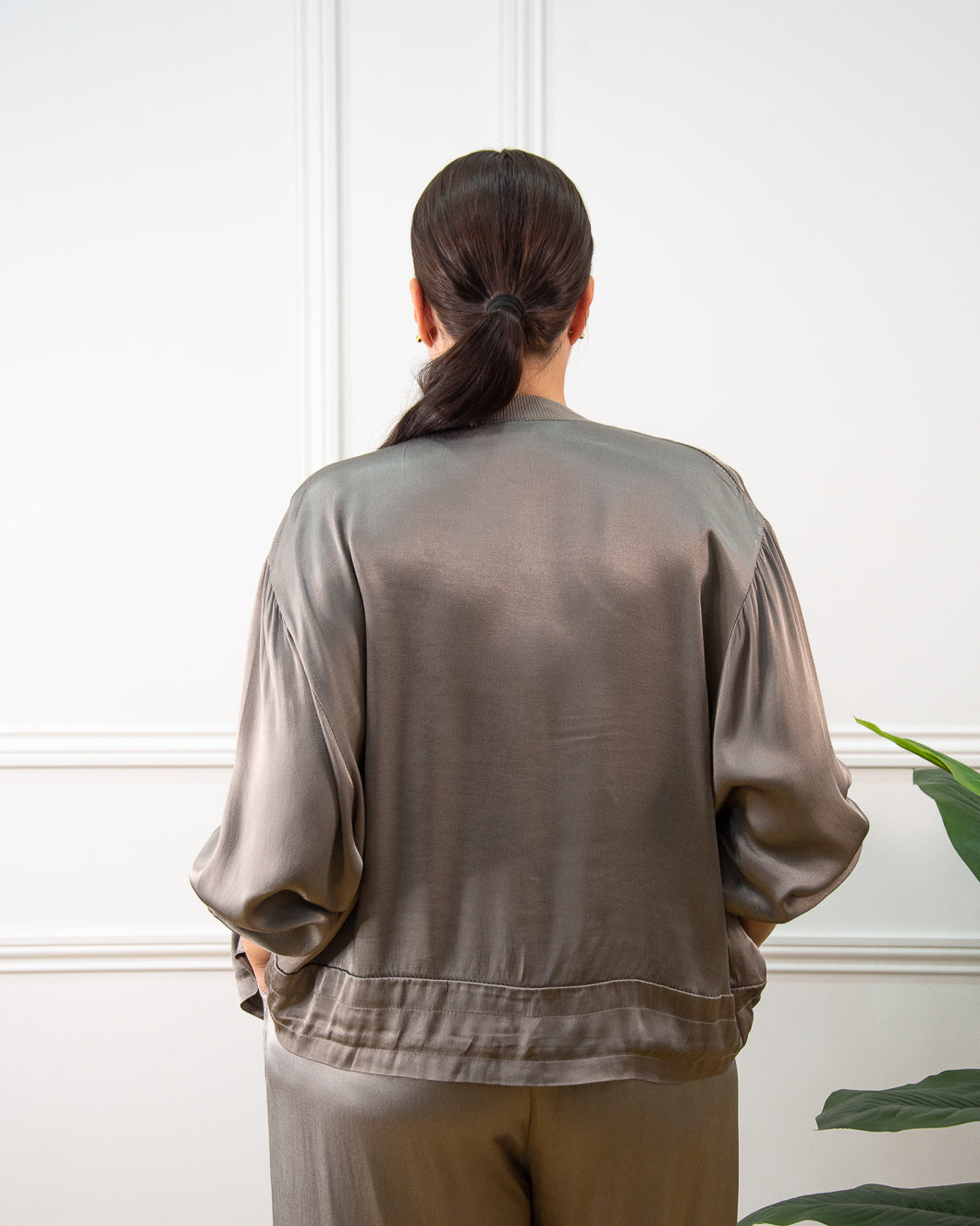 BOMBER RASO TAUPE