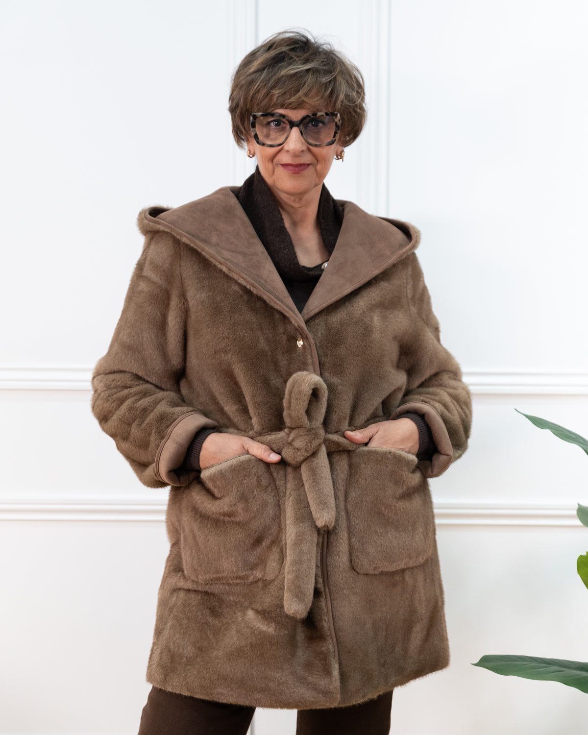 ABRIGO CAPUCHA CAMEL