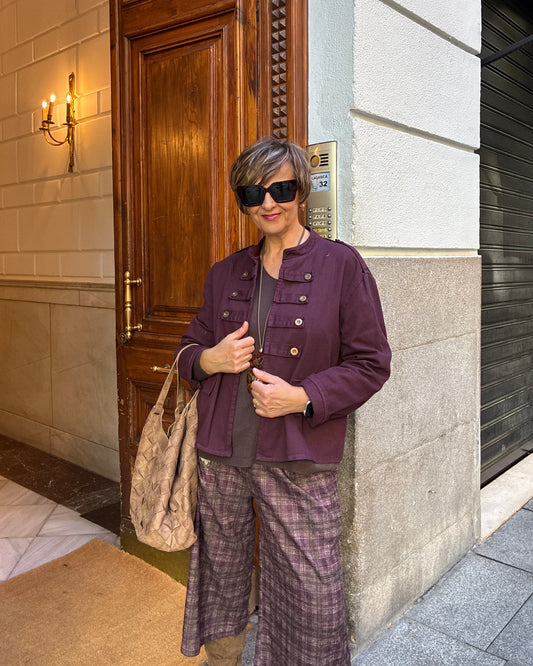 CHAQUETA NAPOLEÓNICA BERENJENA