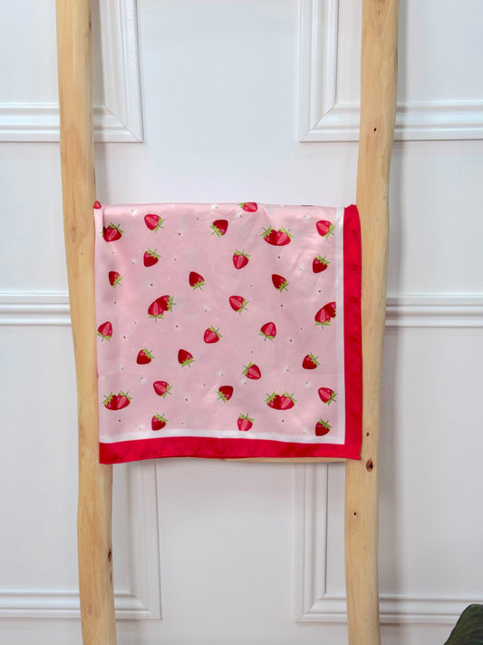 PAÑUELO MINI FRESAS
